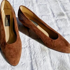 Sesto Meucci Brown Grommet Suede Pump Shoes 8